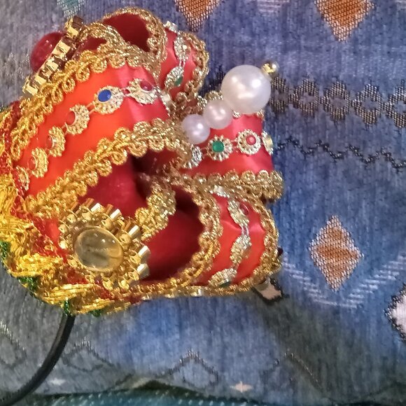 Queen of Hearts Alice in Wonderland Women's costume size Large Halloween - Picture 10 of 11